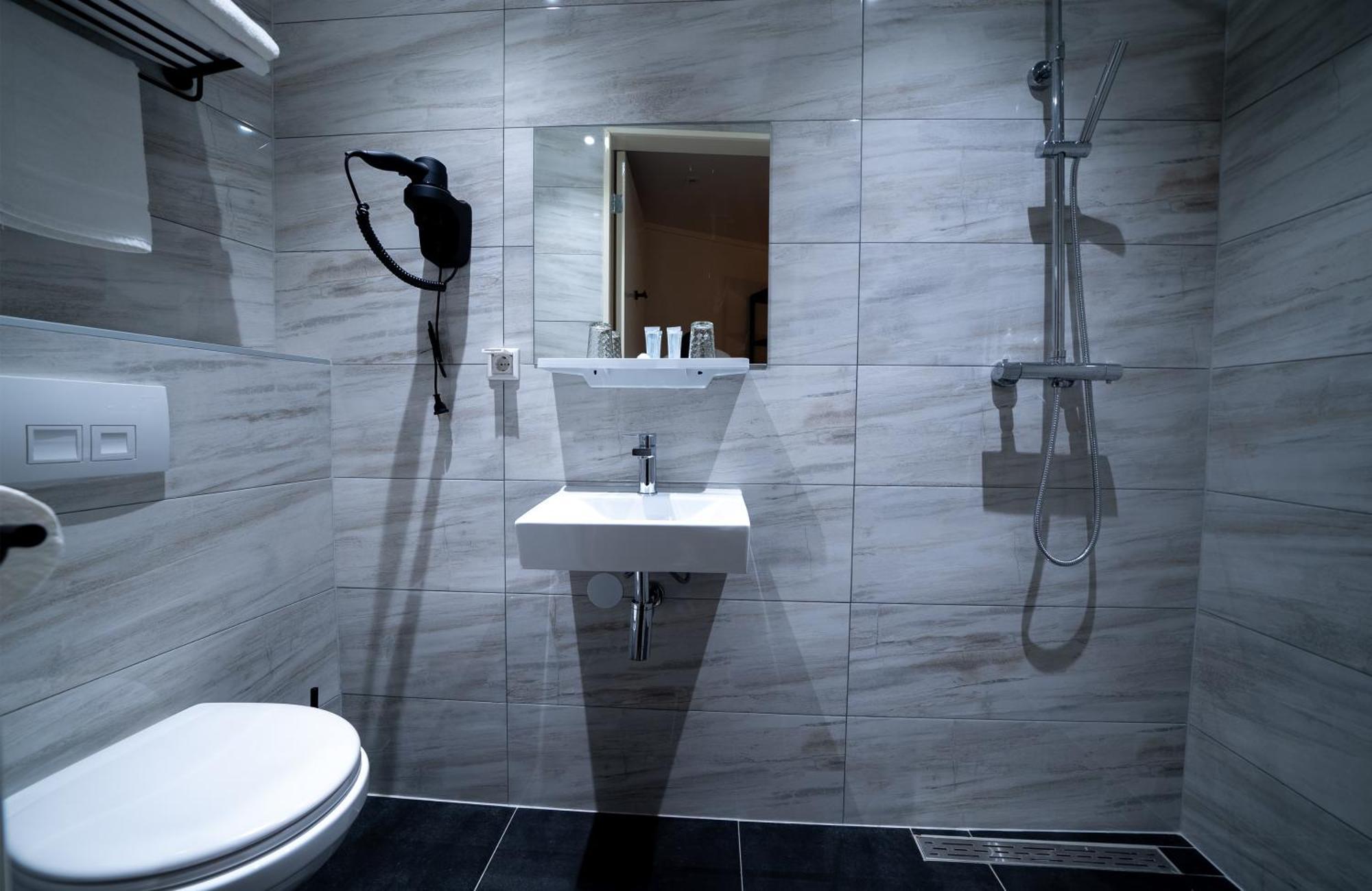 Ma Airport Hotel Hoofddorp Dış mekan fotoğraf