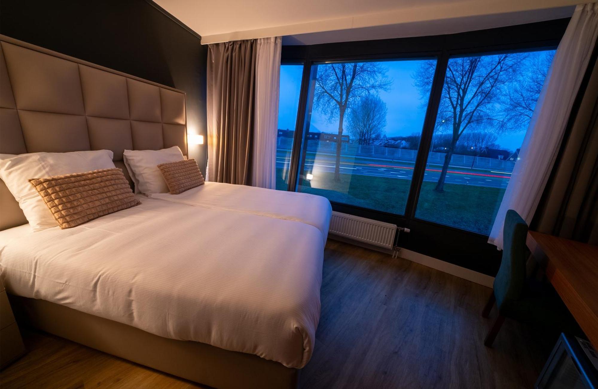 Ma Airport Hotel Hoofddorp Dış mekan fotoğraf