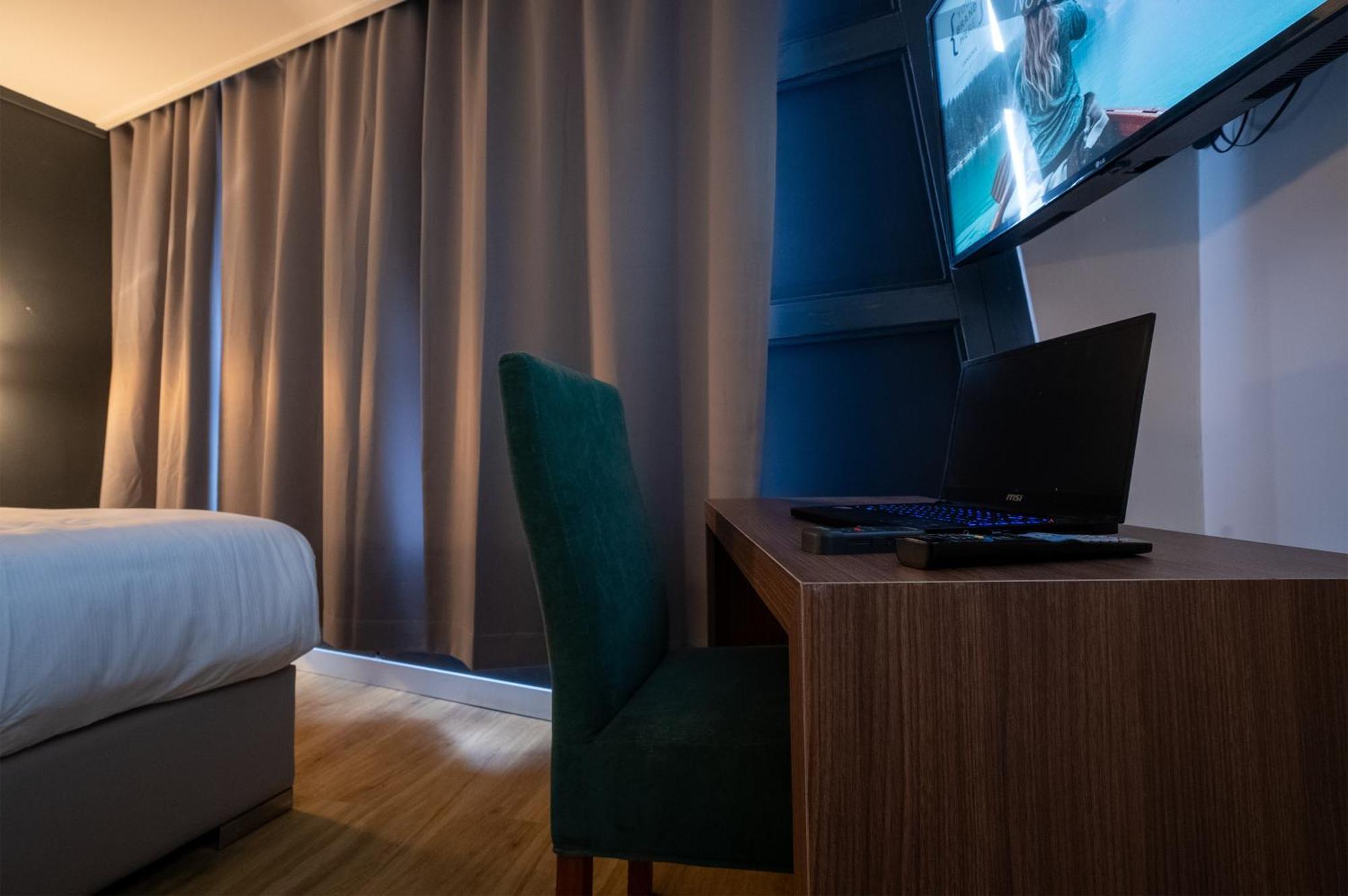 Ma Airport Hotel Hoofddorp Dış mekan fotoğraf